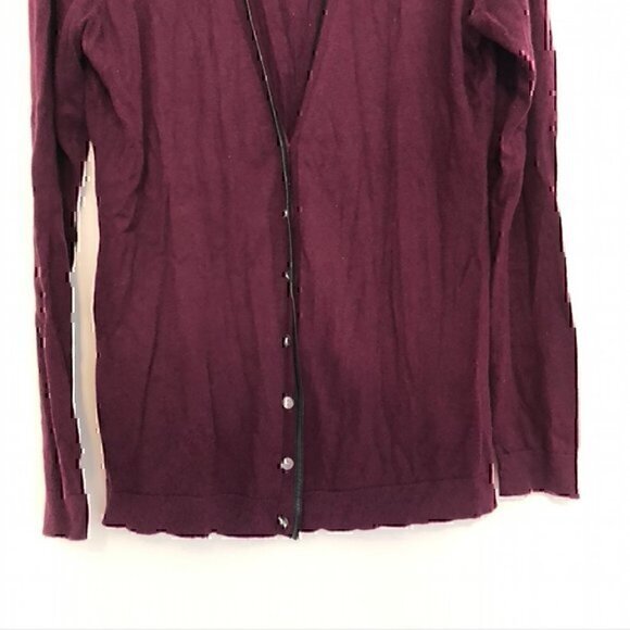 ANN TAYLOR Plum Purple Vegan Faux Leather Trim Button Down Cardigan Sweater M - Picture 3 of 11